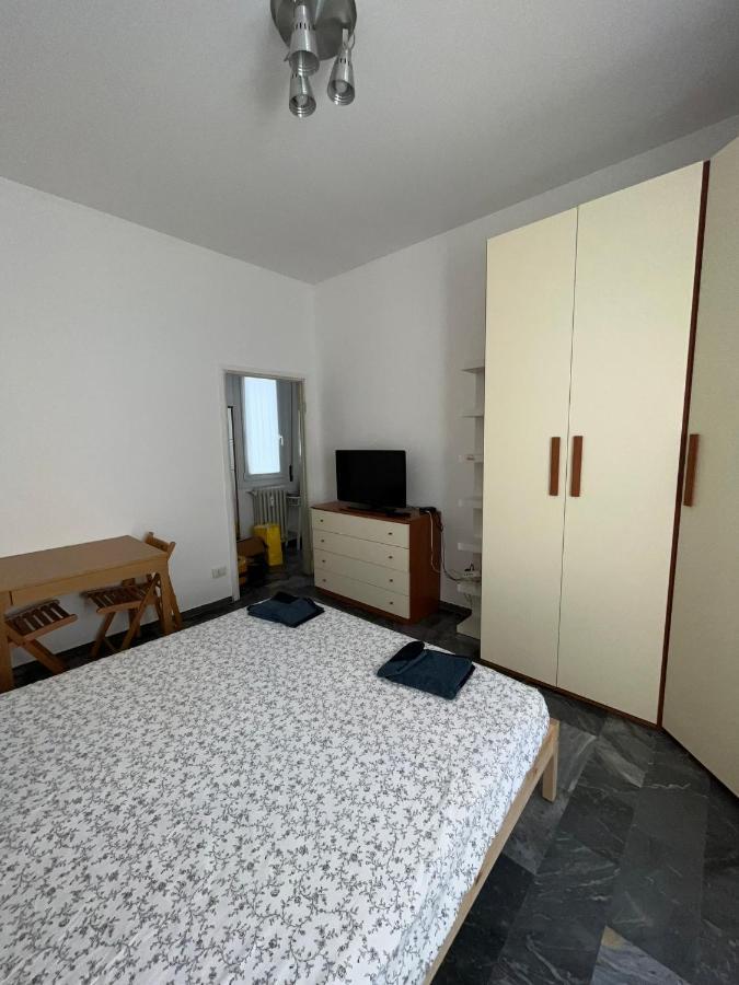 Appartement Bilocale Roggia Scagna 7 à Milan Extérieur photo